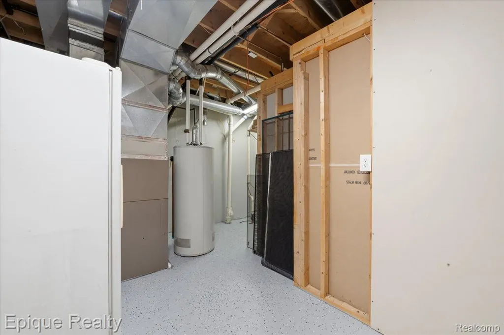 1221 Rhodes Road Orion Charter Township MI 48360