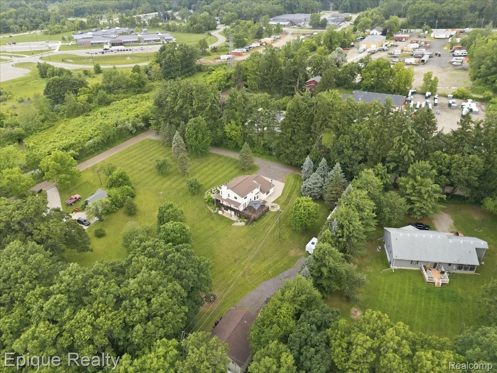 1221 Rhodes Road Orion Charter Township MI 48360