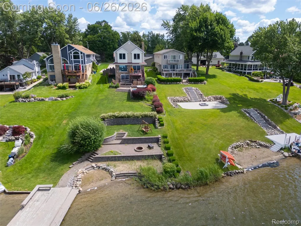 3160 Lexington Road Waterford Charter Township MI 48328