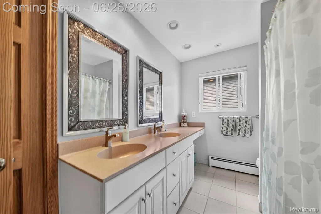 3160 Lexington Road Waterford Charter Township MI 48328