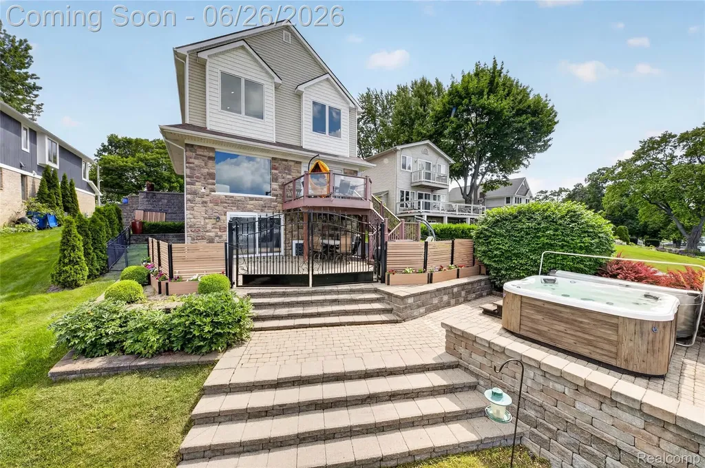 3160 Lexington Road Waterford Charter Township MI 48328