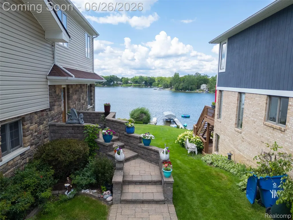 3160 Lexington Road Waterford Charter Township MI 48328