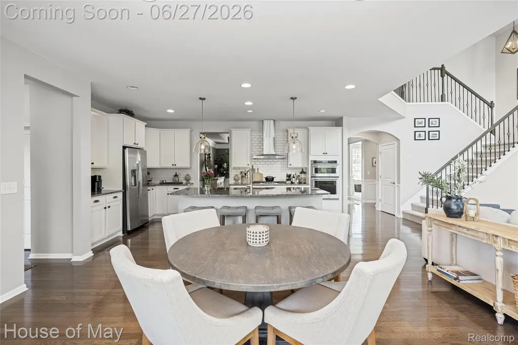 5830 Waycroft Court Commerce Charter Township MI 48382