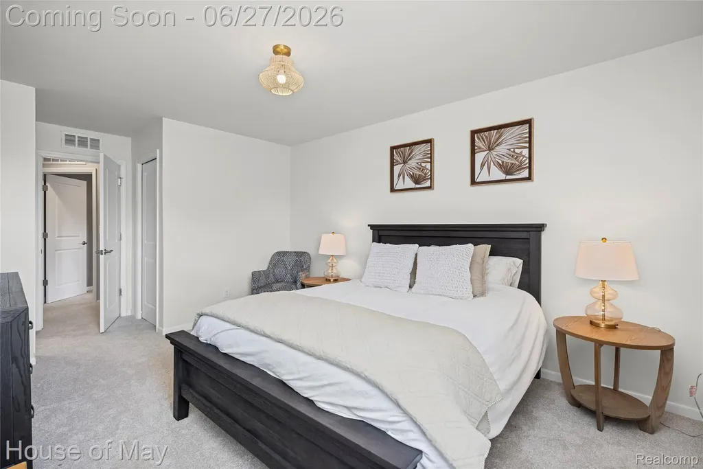 5830 Waycroft Court Commerce Charter Township MI 48382