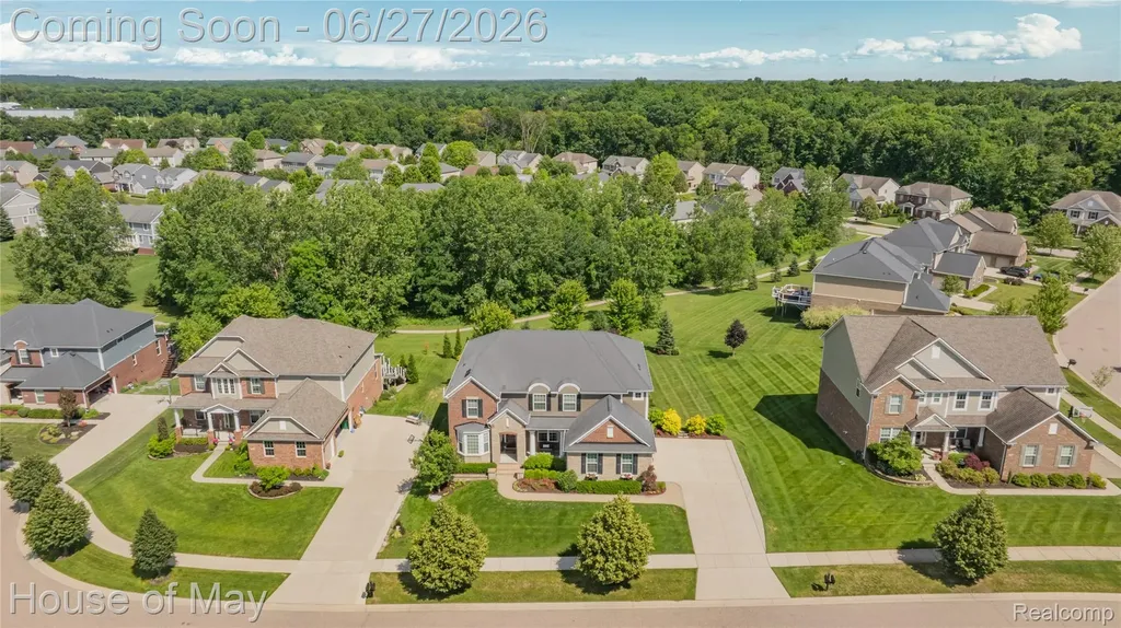 5830 Waycroft Court Commerce Charter Township MI 48382