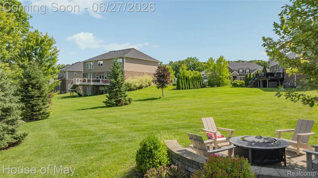 5830 Waycroft Court Commerce Charter Township MI 48382