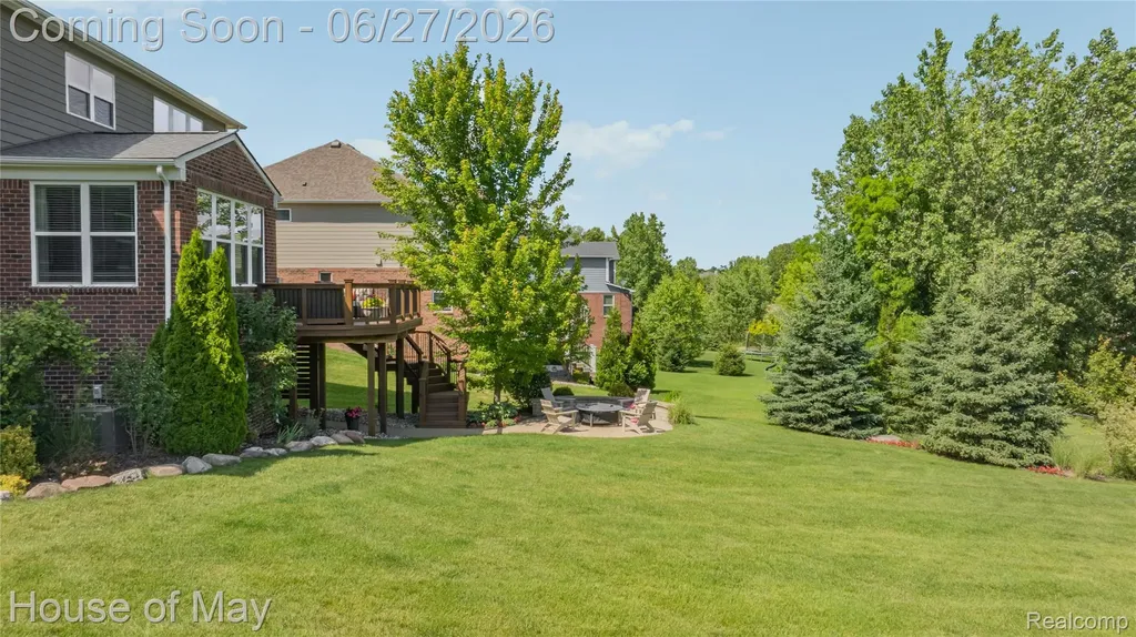 5830 Waycroft Court Commerce Charter Township MI 48382