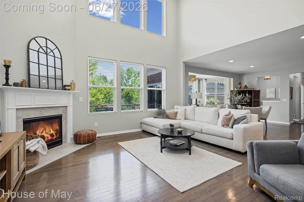 5830 Waycroft Court Commerce Charter Township MI 48382