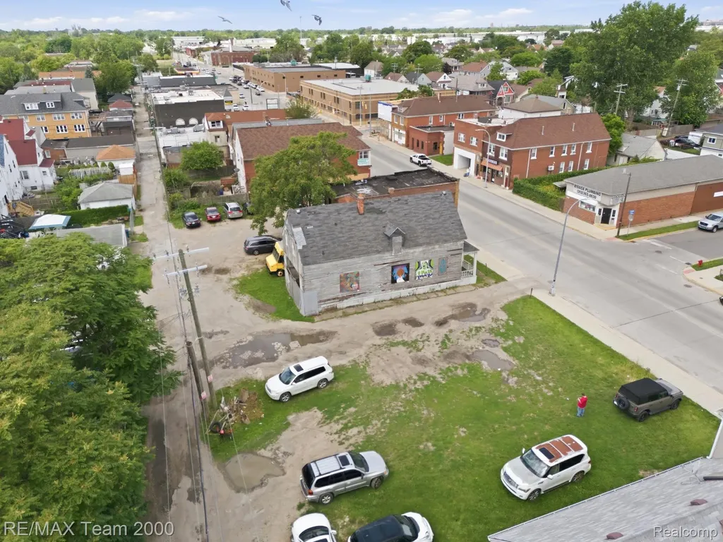 2226 Caniff Street Hamtramck City MI 48212