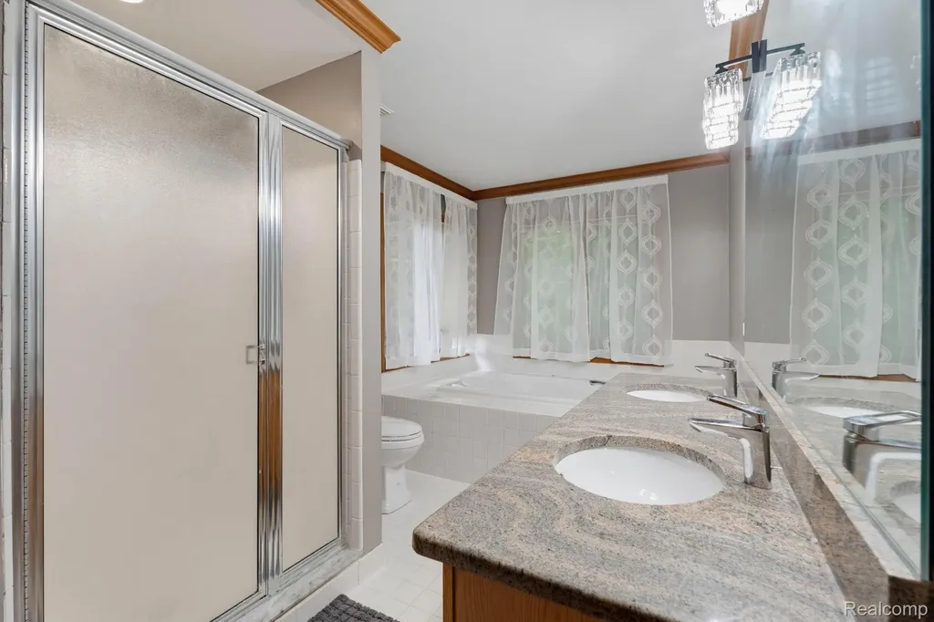 21596 Chase Drive Novi City MI 48375