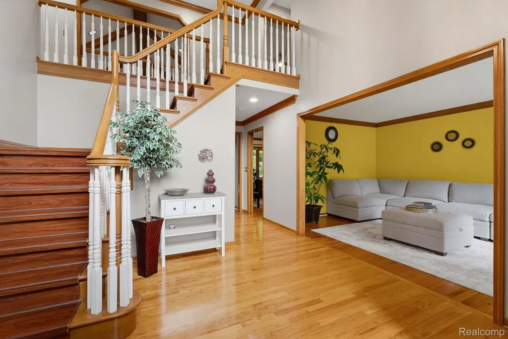 21596 Chase Drive Novi City MI 48375