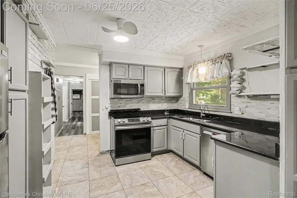 4863 Split Rail Drive Brighton Township MI 48114