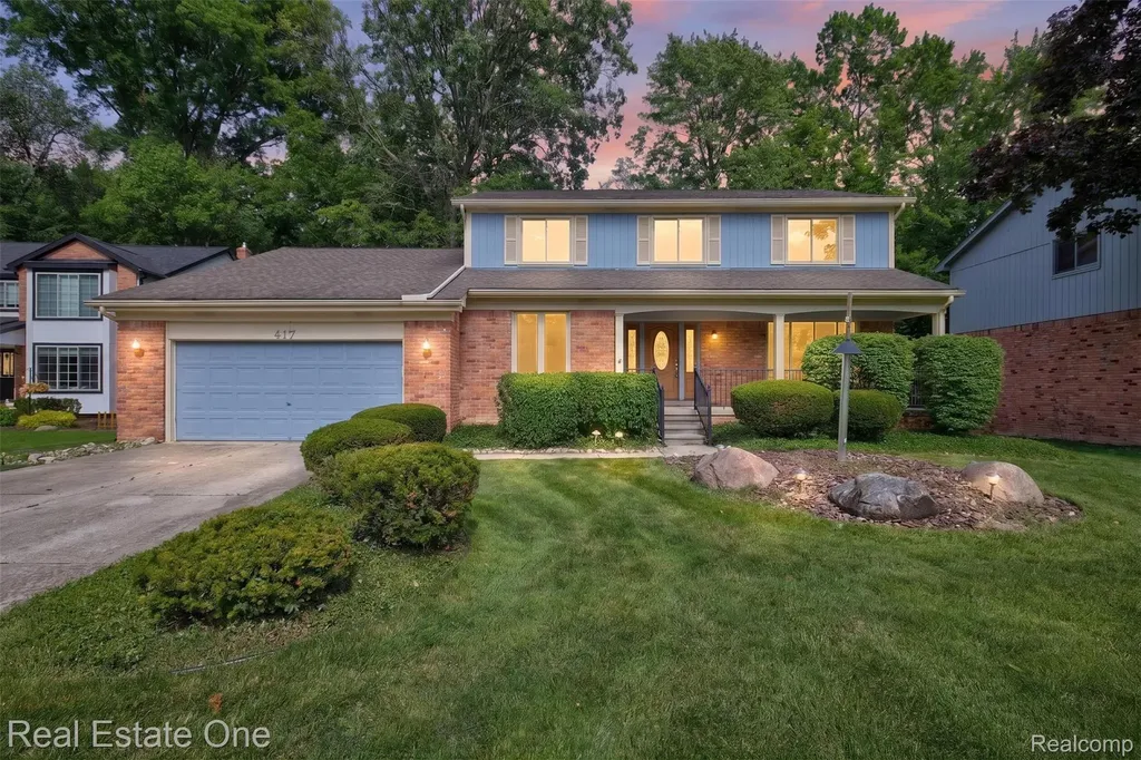 417 Eckford Circle Troy City MI 48085