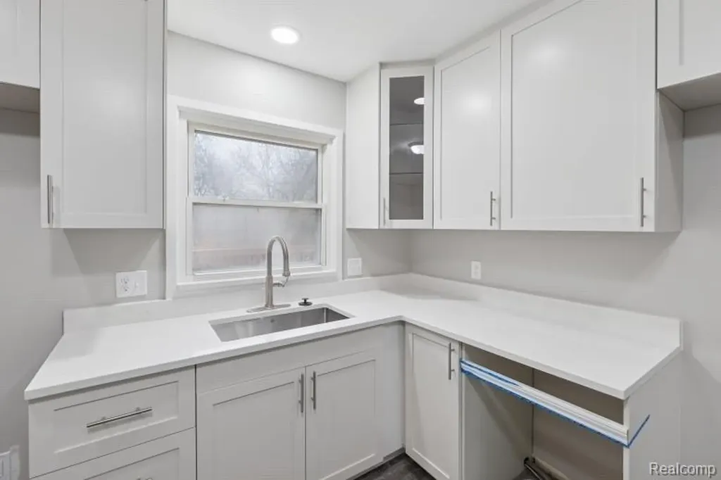 15635 Martinsville Road Van Buren Charter Township MI 48111
