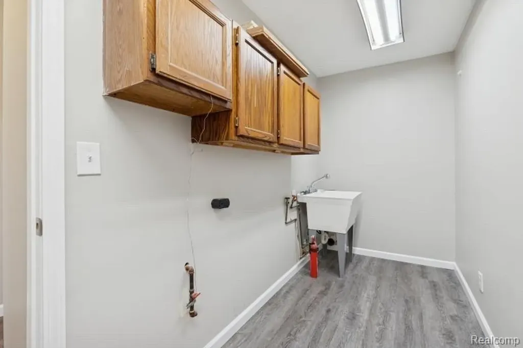 15635 Martinsville Road Van Buren Charter Township MI 48111