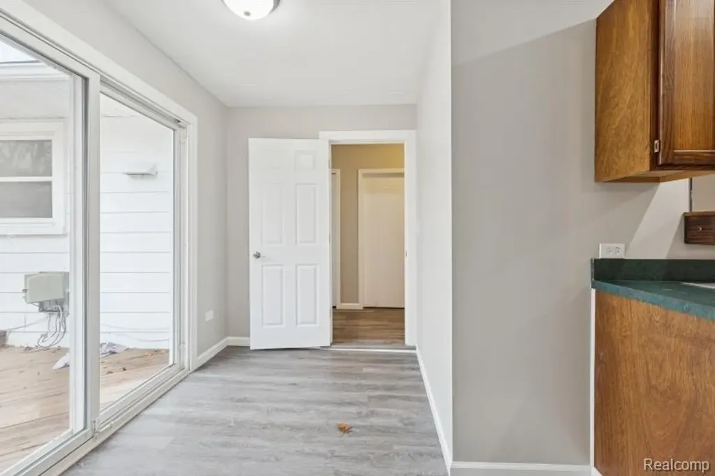 15635 Martinsville Road Van Buren Charter Township MI 48111