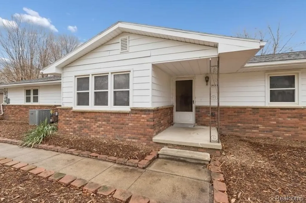 15635 Martinsville Road Van Buren Charter Township MI 48111