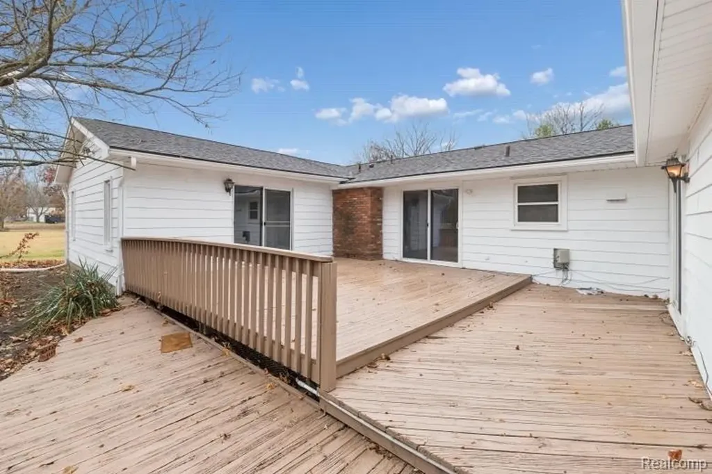 15635 Martinsville Road Van Buren Charter Township MI 48111