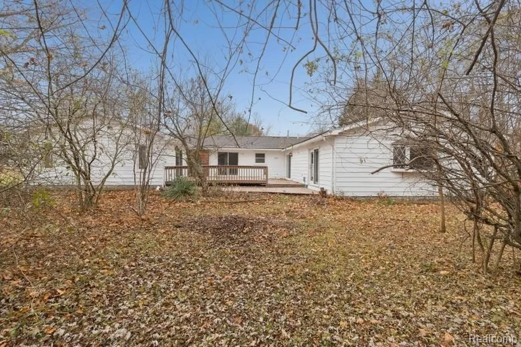 15635 Martinsville Road Van Buren Charter Township MI 48111