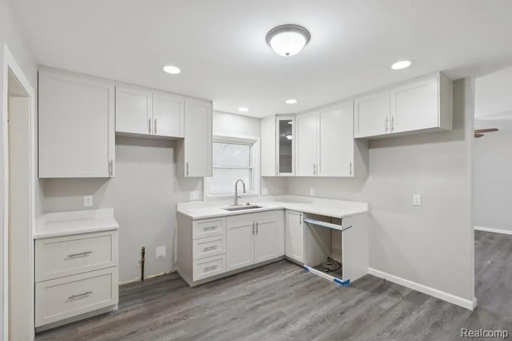 15635 Martinsville Road Van Buren Charter Township MI 48111