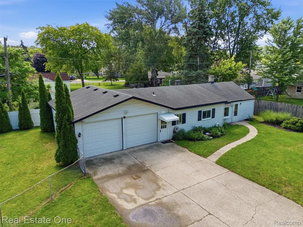3003 Longview Avenue Rochester Hills City MI 48307