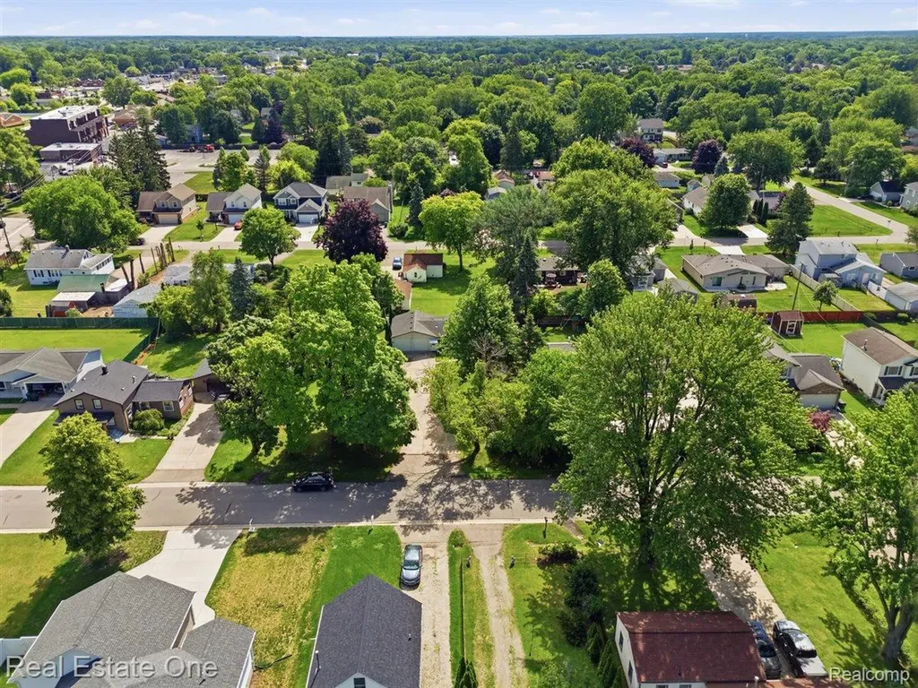 3003 Longview Avenue Rochester Hills City MI 48307