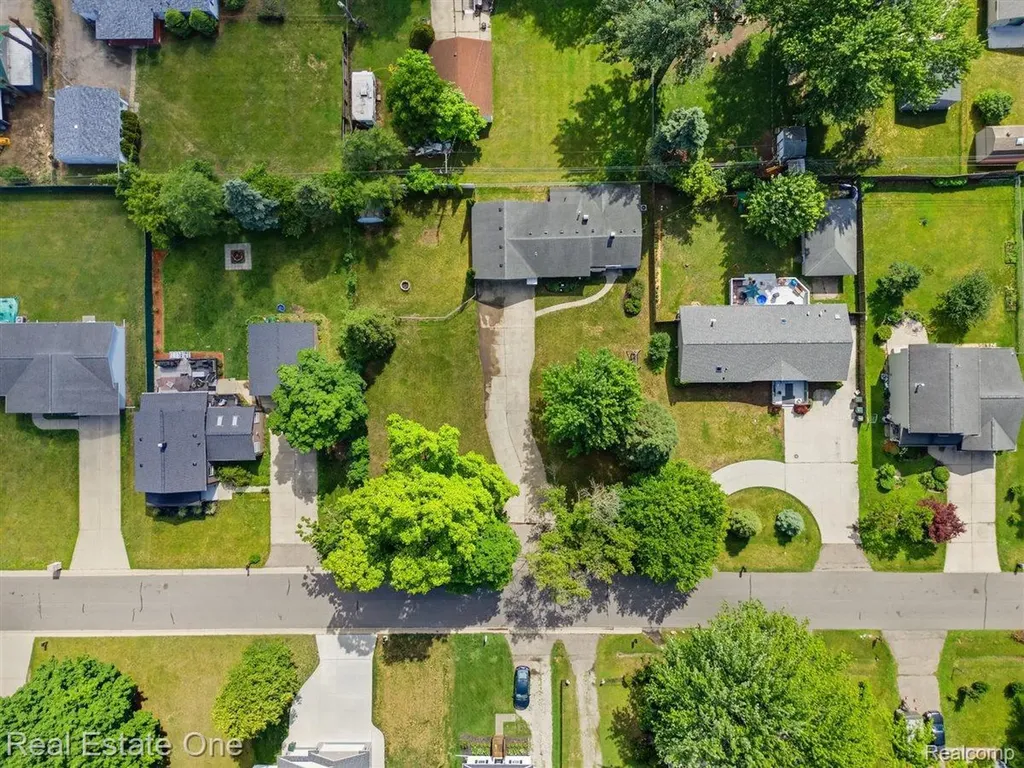3003 Longview Avenue Rochester Hills City MI 48307