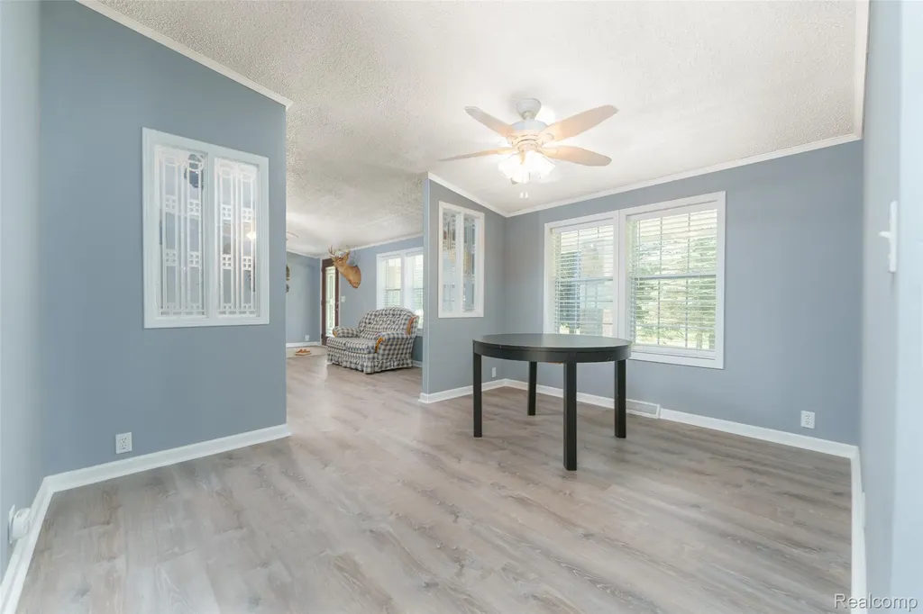 20978 W M 36 Unadilla Township MI 48169
