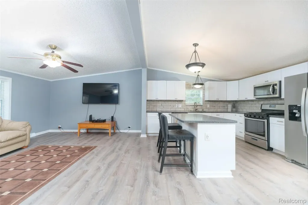20978 W M 36 Unadilla Township MI 48169