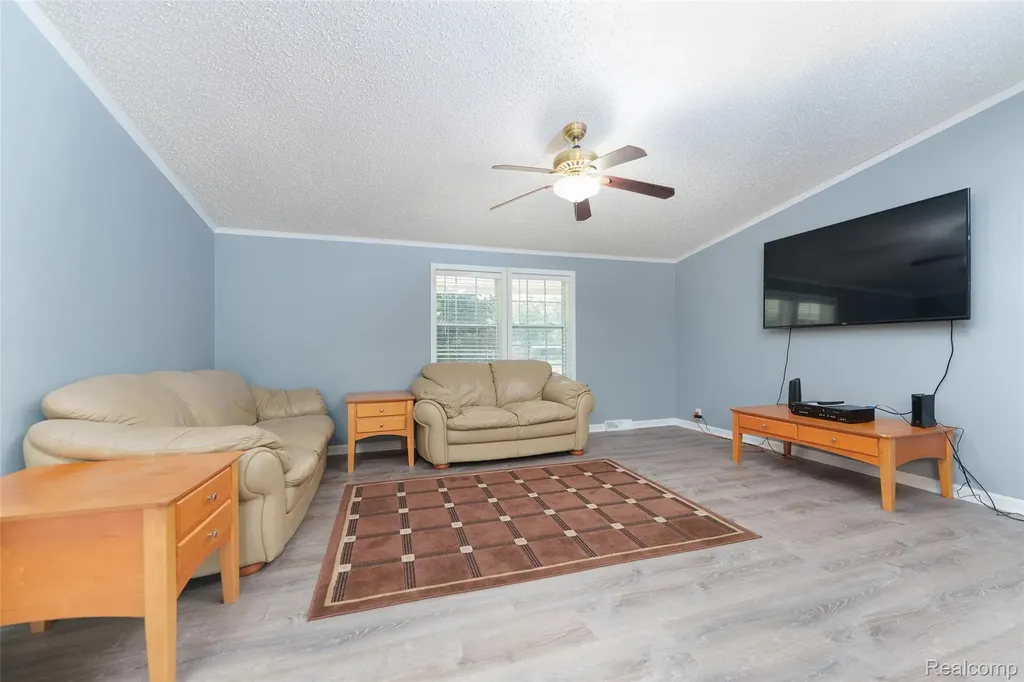 20978 W M 36 Unadilla Township MI 48169