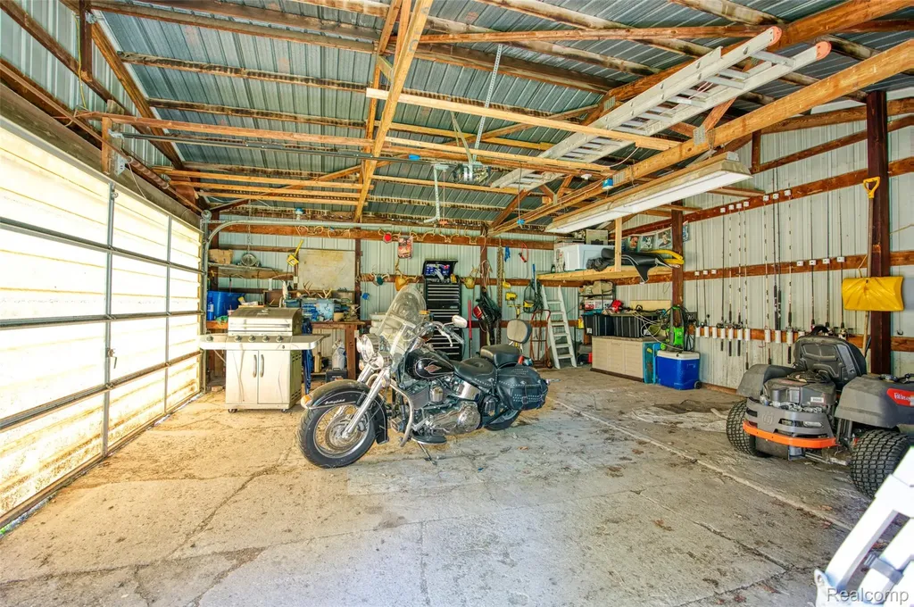 20978 W M 36 Unadilla Township MI 48169