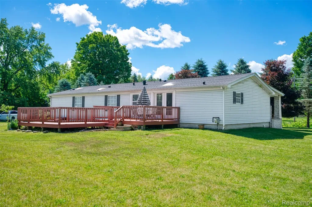 20978 W M 36 Unadilla Township MI 48169