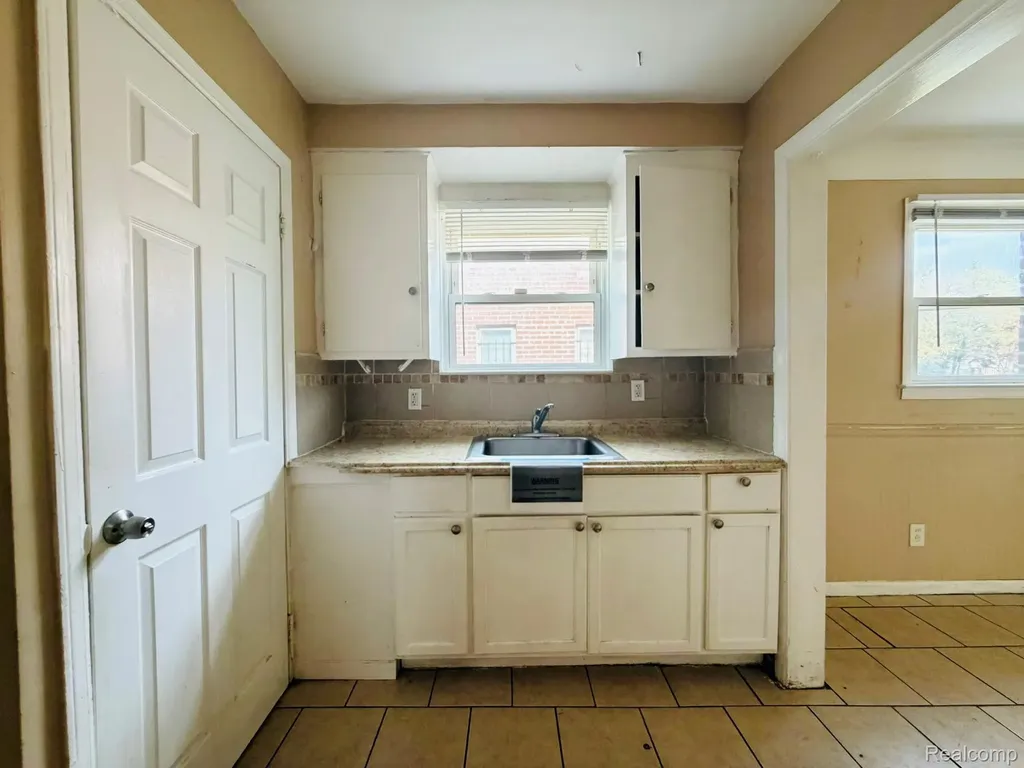 18436 Margareta Street Detroit City MI 48219