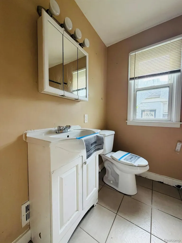 18436 Margareta Street Detroit City MI 48219