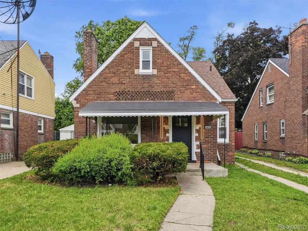 16835 Lesure Street Detroit City MI 48235