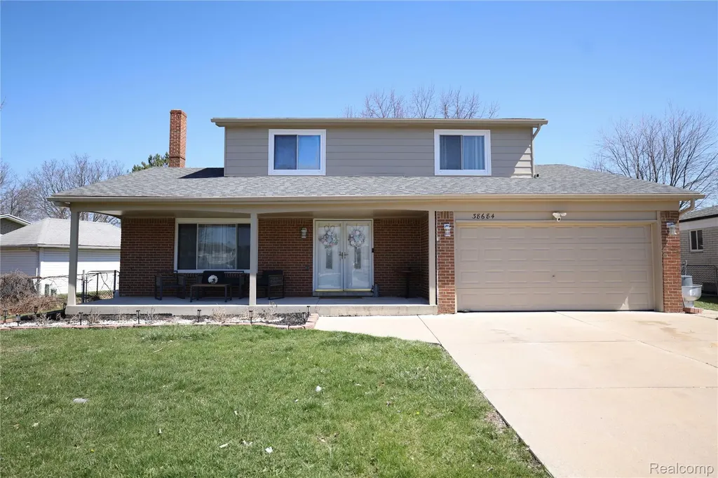 38684 Pinebrook Drive Sterling Heights City MI 48310