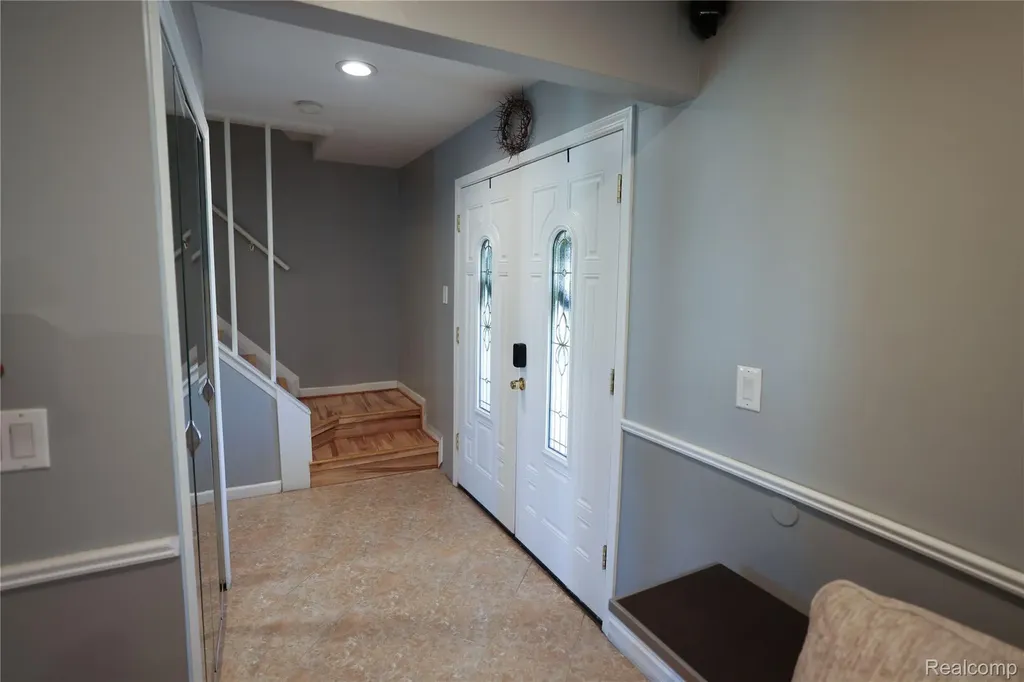 38684 Pinebrook Drive Sterling Heights City MI 48310