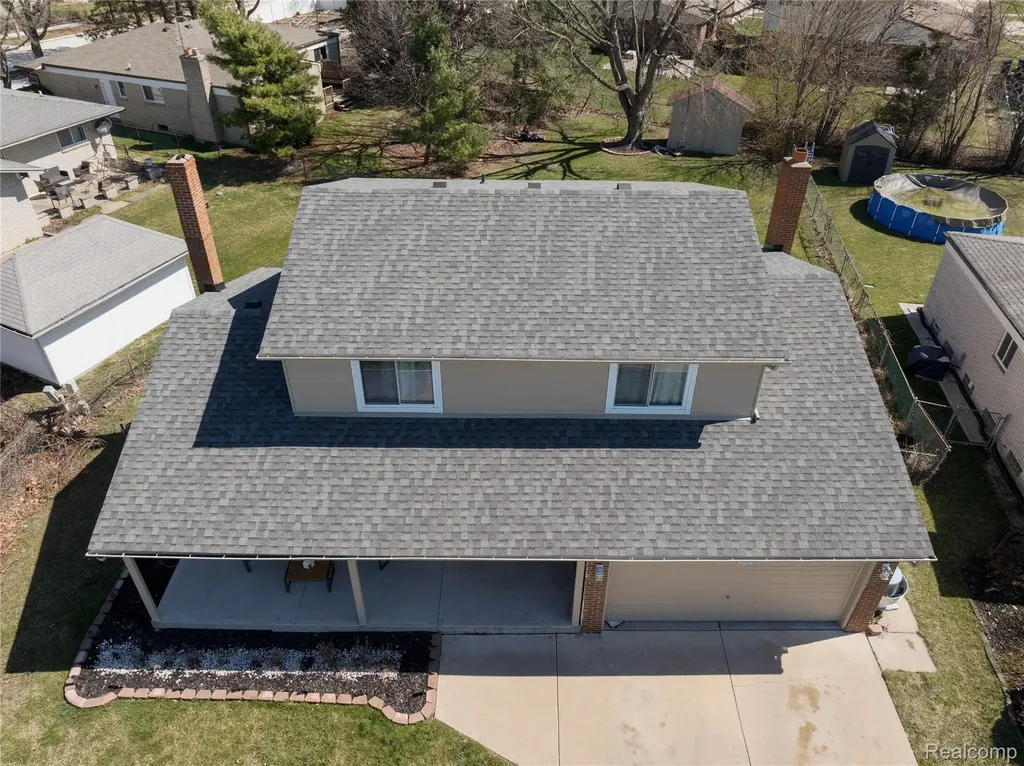 38684 Pinebrook Drive Sterling Heights City MI 48310