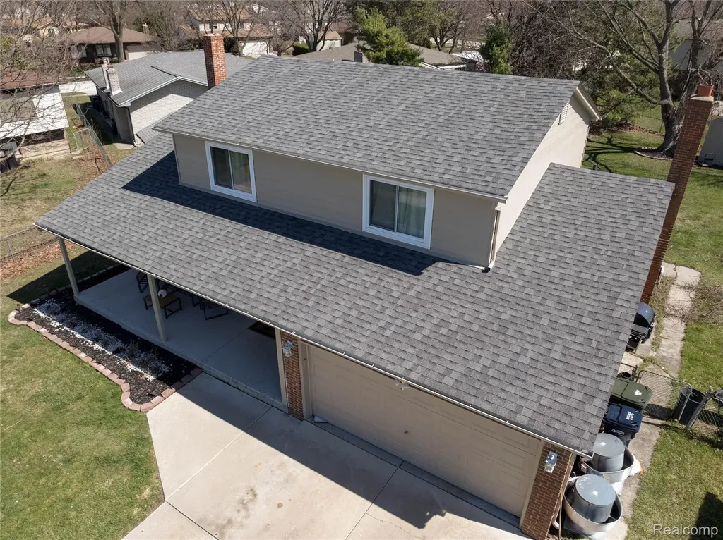 38684 Pinebrook Drive Sterling Heights City MI 48310