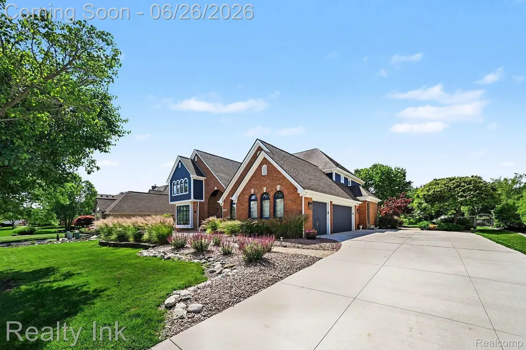49195 Fox Drive S Plymouth Charter Township MI 48170