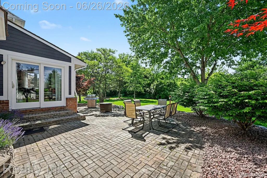 49195 Fox Drive S Plymouth Charter Township MI 48170
