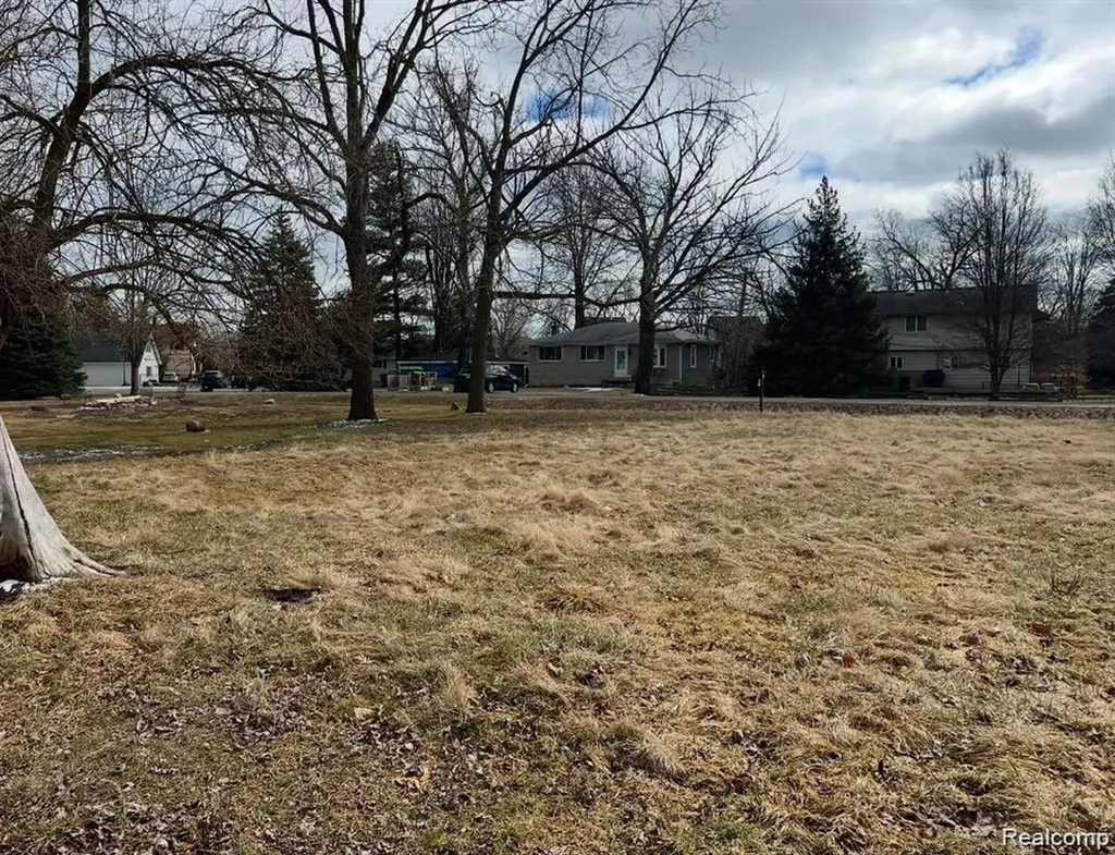 0000 Clinton Shore Drive Harrison Charter Township MI 48045