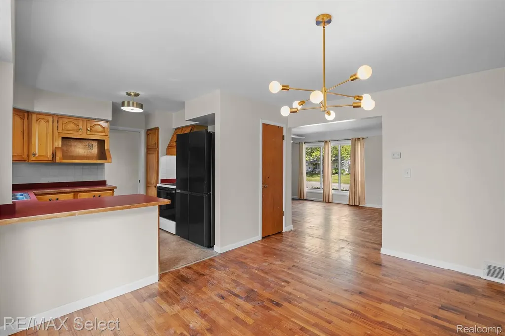 574 Poplar Street Clio City MI 48420