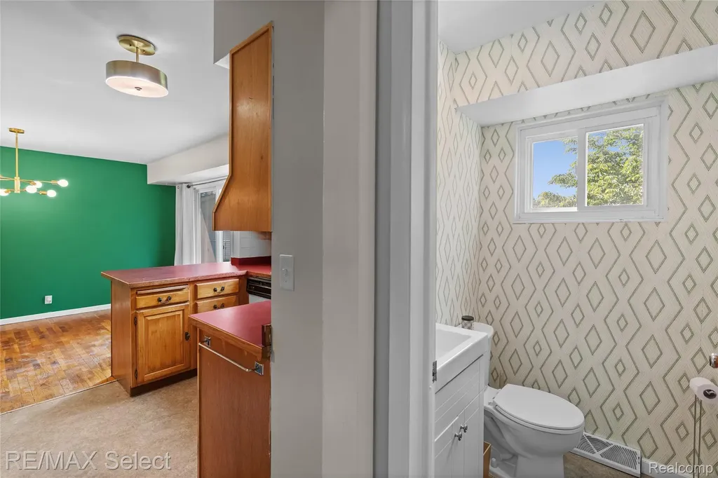 574 Poplar Street Clio City MI 48420