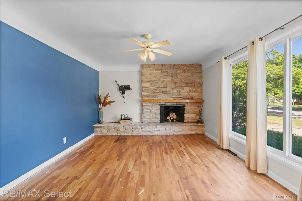 574 Poplar Street Clio City MI 48420