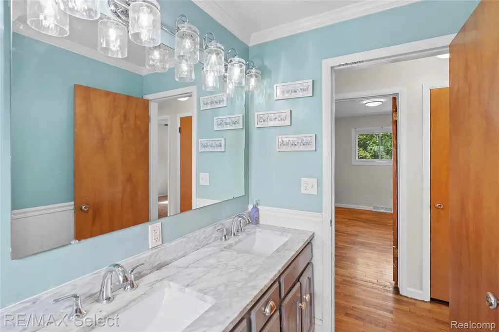 574 Poplar Street Clio City MI 48420