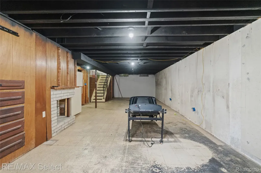 574 Poplar Street Clio City MI 48420