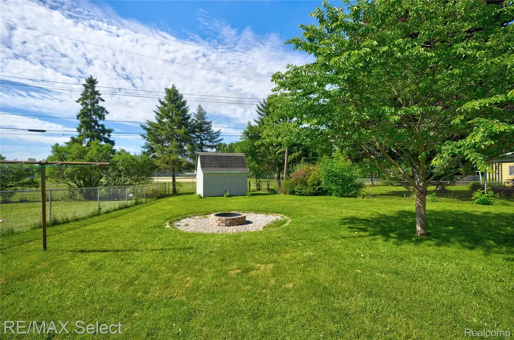 574 Poplar Street Clio City MI 48420
