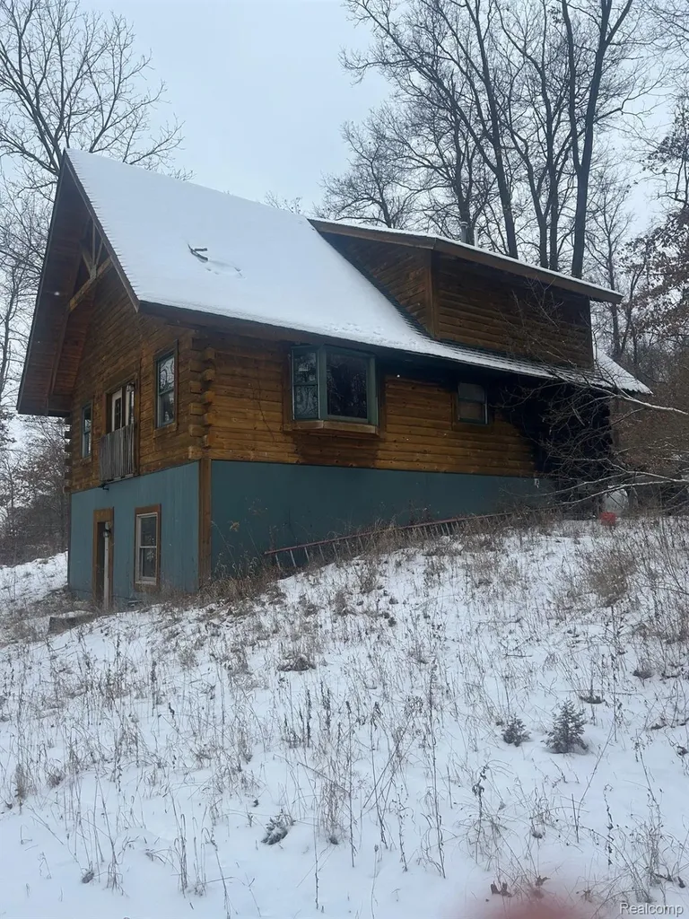 12840 Larkins Road Brighton Township MI 48114