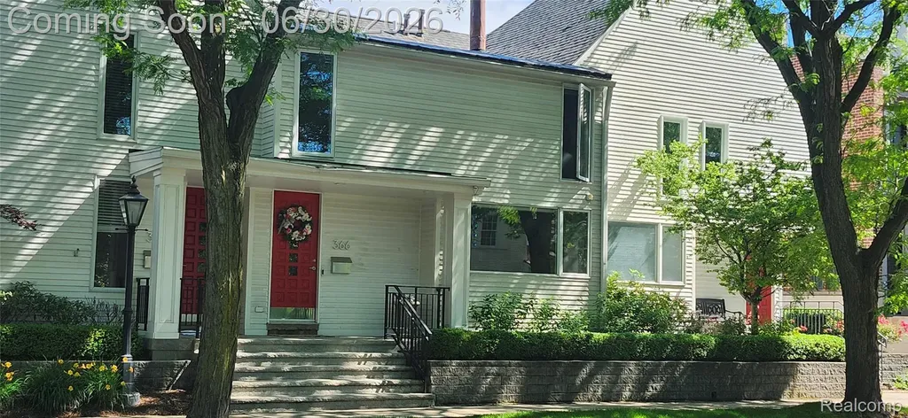 366 W Brown Street Birmingham City MI 48009